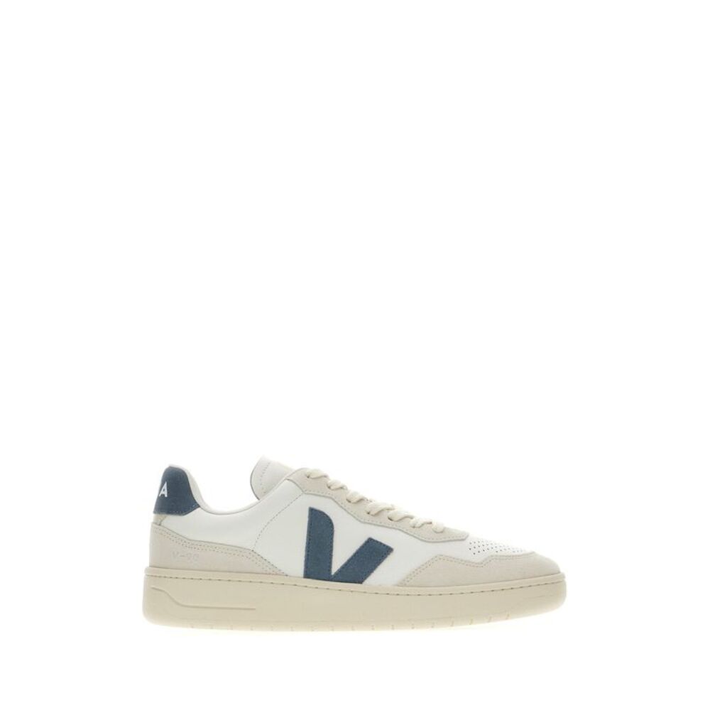 Veja Woman Shoes Sneakers